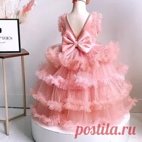 Which dress would you pick? The perfect pink storm⁠, Stormi Dress in Pink, or layers of perfection of the Koko Dress? 👗
⁠
Follow @ittybittytoes for more adorable designs update daily 💞⁠
⁠
#ittybittytoes
