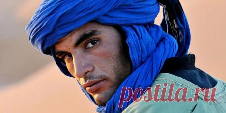 Безжалостная восточная пословица для женщин, которым не везет в личной жизни
Очень часто вижу на женских форумах в интернете такие вопросы: «Подскажите, пожалуйста, где найти стоящего мужчину», стоящий — это при карьере и деньгах, без детей и алиментов. Обычных-то мужчин искать не надо, их в любом автобусе, магазине и офисе полно. Но то, что в избытке — того даром не надо. Это житейский закон. Хочется получше, […]
Читай дальше на сайте. Жми подробнее ➡