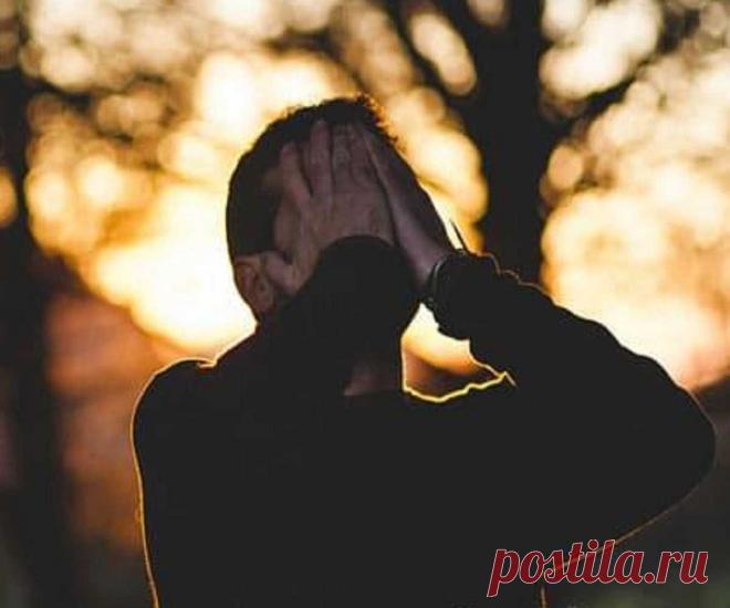 Какие последствия приворота для мужчины? Опасность приворотов: что чувствует мужчина. Продолжительность жизни мужчин после любовного приворота 100% Магический приворот Приворот, он же присушка (в русской традиции любовь связана с жаром, потому сверхъестественные силы «присушивают») — особый ритуал в магическом искусстве,