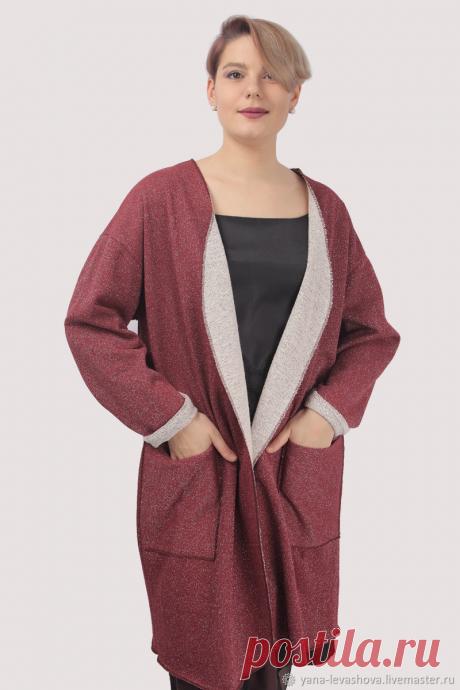 Кардиган длинный хлопковый бордовый 
Цена с учетом скидки!
Кардиган длинный в единственном экземпляре.
Отлично впишется в весенне-летний гардероб. Очень освежающий цвет.
Итальянский хлопковый трикотаж с люрексом.
В наличии размер L-2XL(46-54).
Максимально по бицепсу 40см.
Длина 105см.
Пояс в комплекте.

Возможно отшить другие размеры. 
Для размеров S-M цена 5500р.
Для 3XL цена 7500р.

На фотографиях мой размер 46 российсакий, рост 172см.