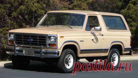 1984 Ford Bronco | W63 / Indy 2014 / Аукционы Mecum 1984 Форд Бронко представил как много W63 в Индианаполисе, в