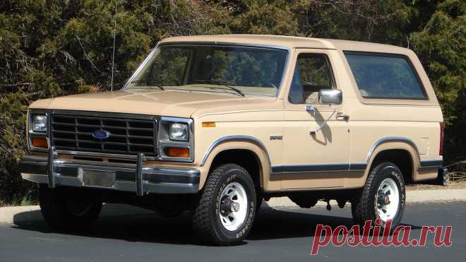 1984 Ford Bronco | W63 / Indy 2014 / Аукционы Mecum 1984 Форд Бронко представил как много W63 в Индианаполисе, в