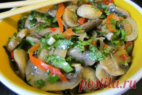 Один из вкуснейших шедевров корейской кухни! "ШАМПИНЬОНЫ ПО-КОРЕЙСКИ" Просто пальчики оближешь! Смотрите рецепт на сайте...>>>> http://goo.gl/FHl95P