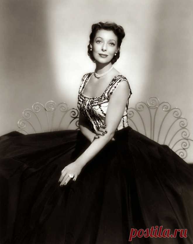 Лоретта Янг Loretta Young