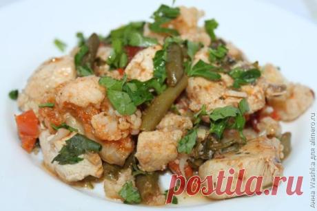 Тушеная курица с овощами / Рецепты с фото