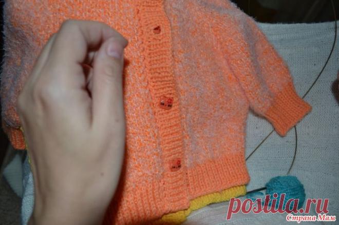 Способ набора петель из полотна изделия для планочки на полочках.