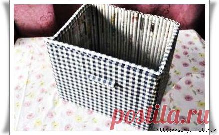 Тумбочка из газет.