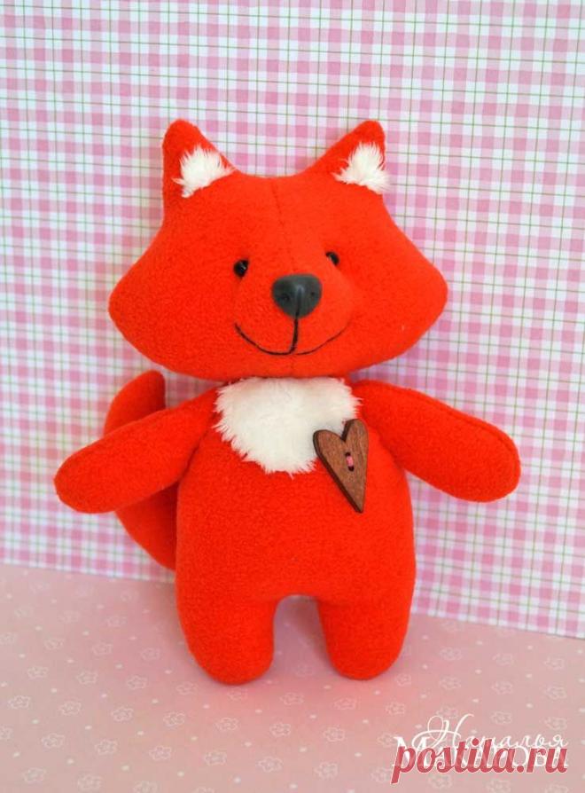 Мастер-класс по шитью мягкой игрушки. 
в магазине-мастерской "Мастер-Класс"
по адресу Владивосток, Борисенко, 25.

Мягкая игрушка — это один из видов декоративно — прикладного искусства, в котором сочетаются различные элементы рукоделия : шитье, вышивка, аппликация. Работа с мягкой игрушкой помогает ребенку развить воображение, чувство формы и цвета, точность и аккуратность, трудолюбие.