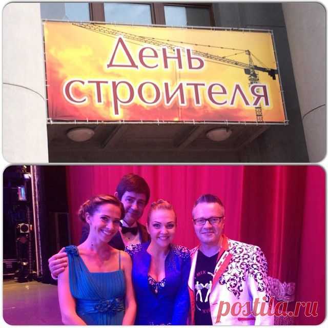 (2) Facebook