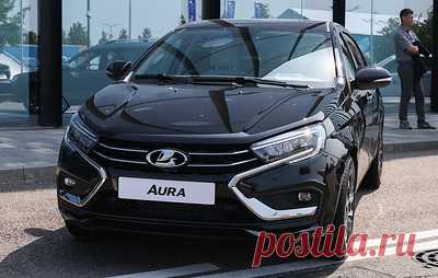 Lаda Aura начали закупать для обслуживания госслужащих. Автомобили закупают в стандартной комплектации, сообщили в Управделами президента