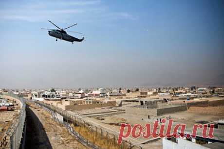 США и Великобритания объявили о переброске сил в Афганистан. Пресс-секретарь Пентагона Джон Кирби объявил, что США приступили к переброске дополнительного военного контингента в Кабул. При этом 13 августа военнослужащие Великобритании также начали высадку в Афганистане, чтобы поддержать эвакуацию из страны своих сограждан.