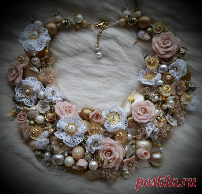 (2) Facebook