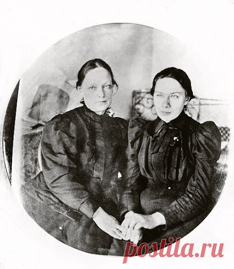 Крупская держала в своей комнате фотографию любовницы Ленина // KP.RU