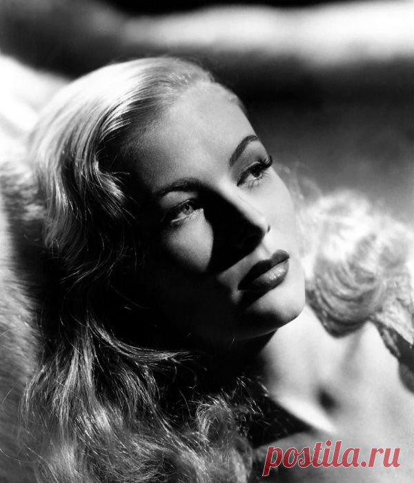 Вероника Лэйк, 14 ноября, 1922
 • 7 июля 1973