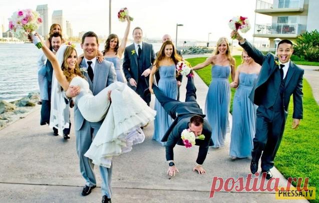 Выкуп невесты | Чёрт побери Младшая сестра выходит замуж и вот сейчас она с мамой обсуждает экзекуцию под названием