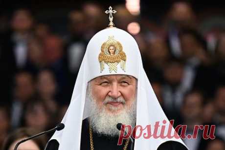 Патриарх Кирилл заявил о противоречии ценностей Запада божественному замыслу. Ценности, которые сейчас исповедуются и продвигаются Западом, противоречат божественному замыслу и бросают вызов христианским убеждениям. Об этом заявил Патриарх Московский и всея Руси Кирилл в проповеди в кафедральном соборе Христа Спасителя в Калининграде. Его слова приводит