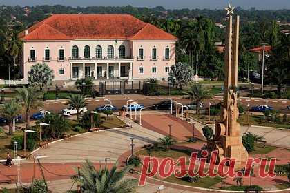 Захватившие власть военные арестовали оппозиционера