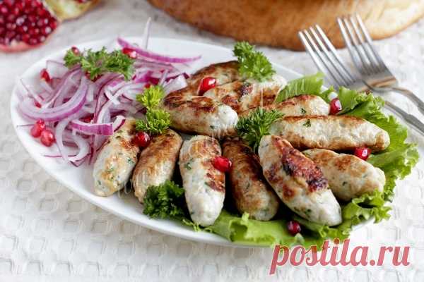 Люля кебаб из куриного фарша на сковороде, рецепт с фото.