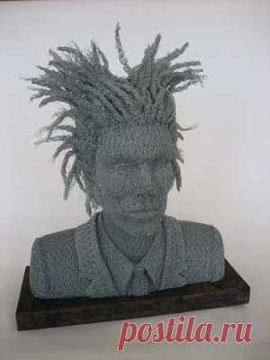 Jokes, funny pics & videos: Knitted statues