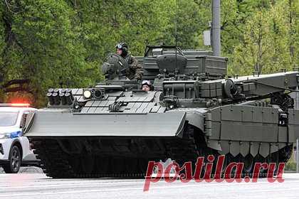 Названы преимущества «эвакуатора» на шасси танка Т-90