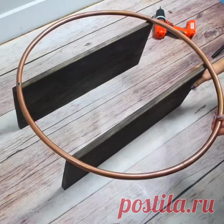 Дизайнерский столик из пары обручей💫