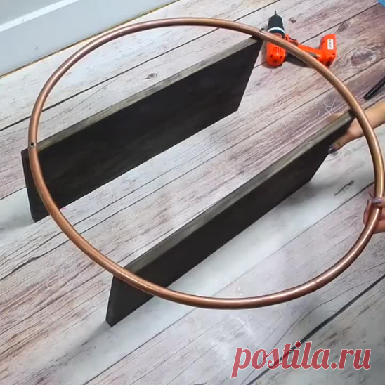 Дизайнерский столик из пары обручей💫