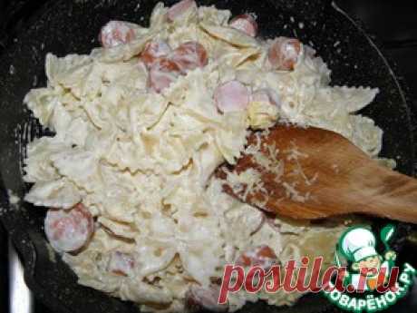Макароны с сосисками в бархатном соусе