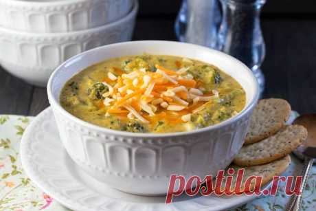 Low Carb Broccoli Cheese Soup - Erren's Kitchen