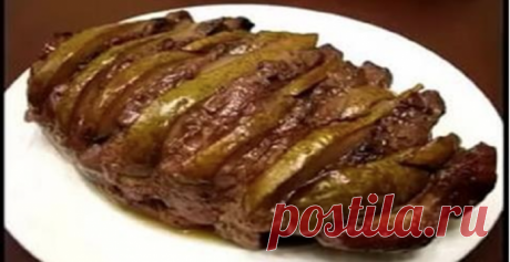 Нежное запеченное мясо свинины с ароматной грушей, политое вкуснейшим соусом — вы пробовали такое?