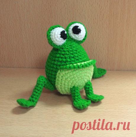 PDF Лягушонок крючком. FREE crochet pattern; Аmigurumi animal patterns. Амигуруми схемы и описания на русском. Вязаные игрушки и поделки своими руками #amimore - Лягушка, маленький лягушонок.