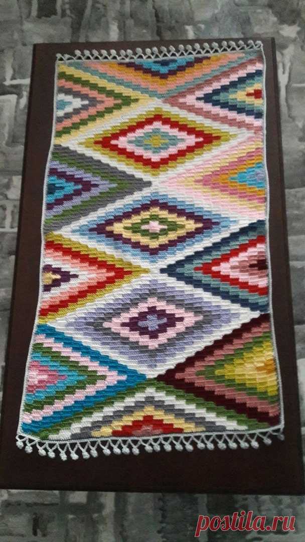 Коврик из остатков пряжи, состоящий из отдельных мотивов. Крючком. Схемы. / knittingideas.ru