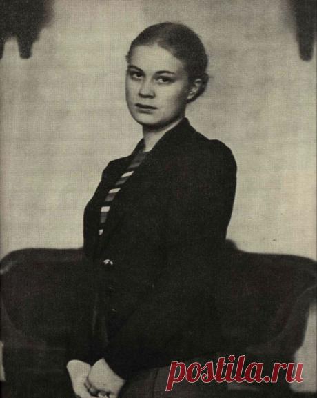 Тамара Алешина, 10 мая, 1919
• 21 сентября 1999