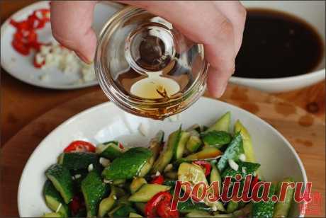 Простая и быстрая закуска: «битые огурцы» — Вкусные рецепты