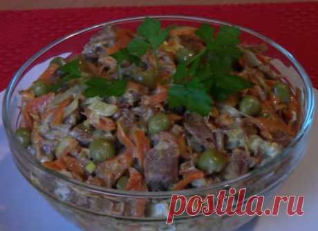 Очень вкусный мясной салат "Купеческий" Не будут писать почему этот салат называется купеческим... Или что-то ещё рассказывать про этот салат... Просто опишу рецепт приготовления очень вкусного салата с мясом, который сегодня готовила.

 

…