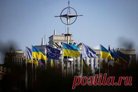 В Евросоюзе подсчитали убытки от вступления Украины. Вступление Украины в Евросоюз обойдется Брюсселю в 186 миллиардов евро за семь лет, пишет газета Financial Times со ссылкой на документ секретариата Совета ЕС. В целом же принятие в ЕС других стран, которые сейчас являются кандидатами на вступление, обойдется ЕС в 256,8 миллиарда евро.