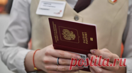 Юрист объяснил, кто несёт ответственность за опечатки в паспорте. Юрист, руководитель Центра правопорядка в Москве и Московской области Александр Хаминский рассказал RT, что в случае ошибки в паспорте убытки в полном объёме должен возместить причинитель такого вреда. Читать далее