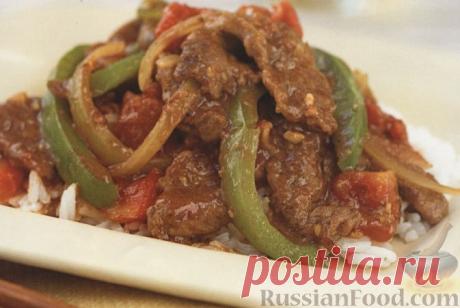Рецепт: Мясо, жаренное с перцем на RussianFood.com
