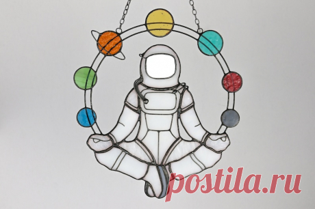 Astronauta en planetas Espacio Yoga Vidrieras Sun Catcher Panel Suncatcher Galaxy Home House Decor Ventana Decoración de la pared Cosmos Art Living - Etsy Chile