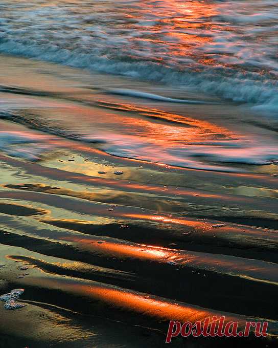 Shared whispers... — opticxllyaroused: “LINES IN SAND” – Sunrise...