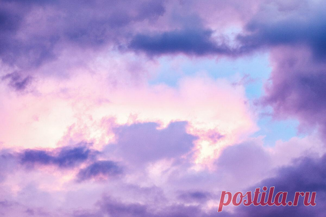 Затмение и положение Раху и Кету в астрологической карте. Почему важно это знать?
Продолжаем серию постов про коридор затмений. Рассказываем, что нас ожидает в этот период. Итак, при чем тут затмение и положение Раху и Кету в вашей карте. Почему важно это знать?⠀Смотрите. Помимо того, что в нашей карте есть ось Раху-Кету и их расположение каким-то образом на нас влияет, также на нас оказывает влияние транзитное прохождение этих […]
Читай дальше на сайте. Жми подробнее ➡