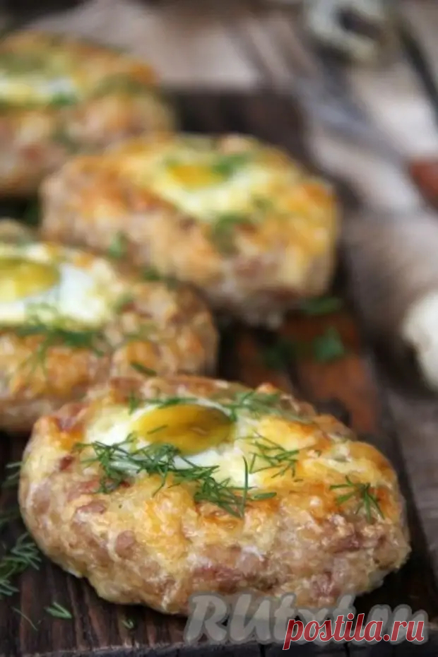 Гнёзда из фарша с яйцом и сыром в духовке - Наш уютный дом - Медиаплатформа МирТесен
