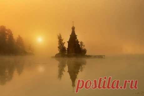 Русская церковь сказочной красоты, построенная на острове-скале - Путешествуем вместе