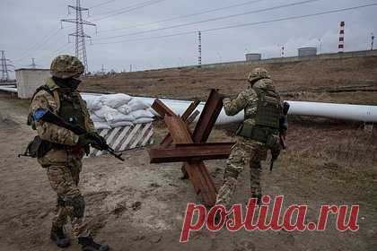 В Кремле заявили об усилении вовлеченности НАТО в конфликт на Украине. Альянс НАТО каждый день подтверждает свою враждебность к России, усиливая вовлеченность западного блока в конфликт на Украине. О ежедневном усилении заявил пресс-секретарь президента России и официальный представитель Кремля Дмитрий Песков. Он добавил, что эта особенность требует предосторожности.