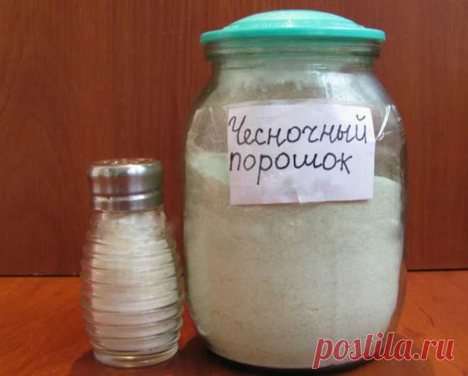 Как избавиться от запаха чеснока без потери его вкуса: Хитрость, подсмотренная на кухне у шеф-повара — Лайфхаки