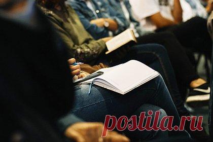 Профессиональные оценщики пенисов рассказали о своей работе. Берущие по 59 евро (5,4 тысячи рублей) за профессиональную оценку пенисов эксперты рассказали о своей работе и клиентах. Мужчины могут заказать экспертизу своих половых органов на специальном сайте, в редакционную коллегию которого входит шеф-редактор 47-летний Марио Мейер, двое оценщиков, психолог и доминатрикс.