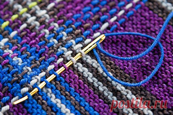 (348) Amazing technique to turn garter stitch to tartan - can't wait to try this! | knitsy | Garter Stitch, Stitches and Plaid
