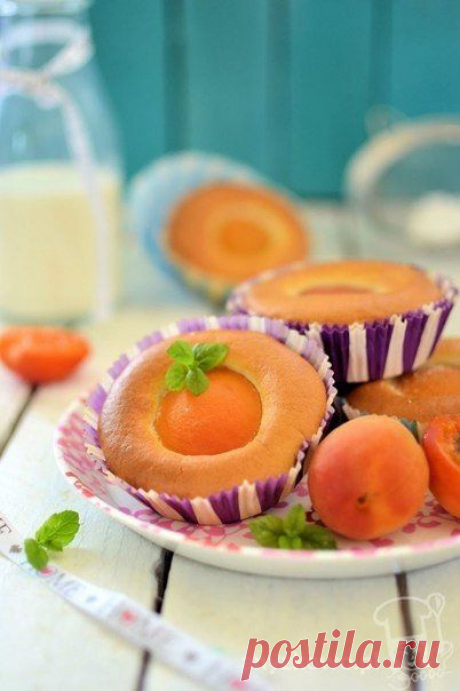 Воздушные маффины с абрикосами