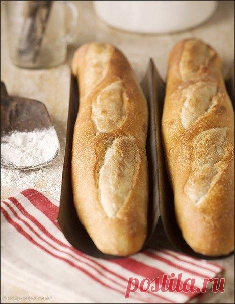 Французский багет в духовке Французский багет в духовкеИнгредиенты:сухие дрожжи – 10 г;сахар – 2 ч. ложки;соль – 2 ч. ложки;теплая вода – 400 мл;мука – 500 г;растительное масло – 1 ст. ложка.Приготовление:Как испечь французский …