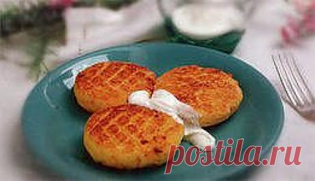 СЫРНИКИ С МОРКОВЬЮ |