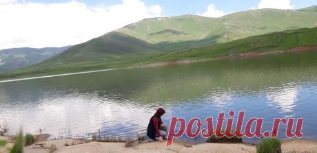 ԼՃԱՓԻՆ....💗
Սա այն բացառիկ պահերից մեկն է,երբ այս կախարդական բնության գրկում գտնում ես ինքդ քեզ,հայտնվելով օդի,ցամաքի ու ջրի խաչմերուկում....